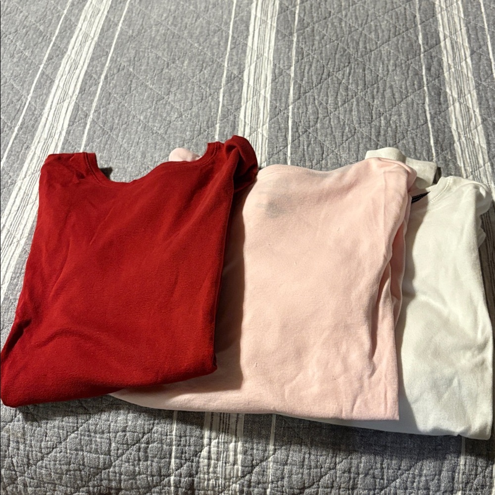 NWOT 3 Women’s size L Croft & Barrow Classic Red, Pink and White T-shirts